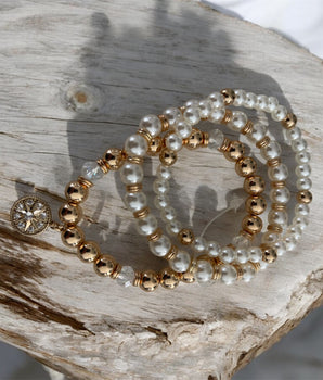 Pearl & Gold Bracelet