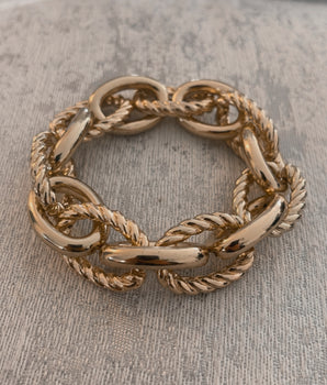 Monic Knot Bracelet